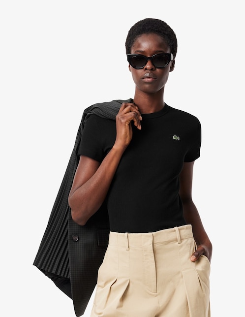 Playera manga corta Core Essentials cuello redondo para mujer 1