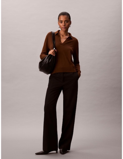 Suéter calvin klein cuello V para mujer