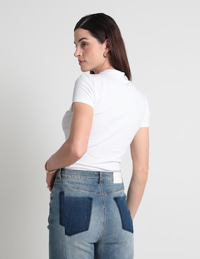 Playera manga corta GUESS cuello redondo para mujer