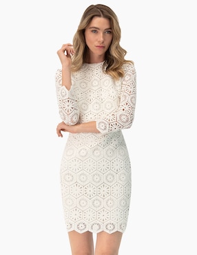 Outfit Vestido Blanco Corto Pegado VESTIDO AJUSTADO BLANCO C995