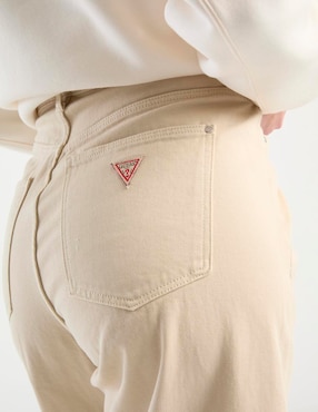 Jeans relaxed slim Guess para mujer