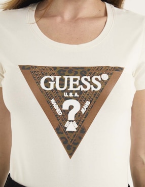 Playera manga corta Guess cuello redondo para mujer