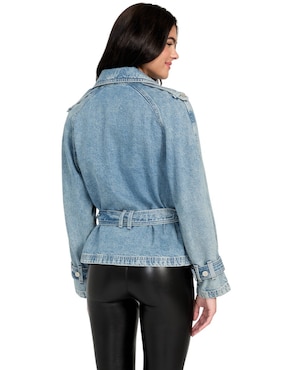 Chamarra Guess para mujer
