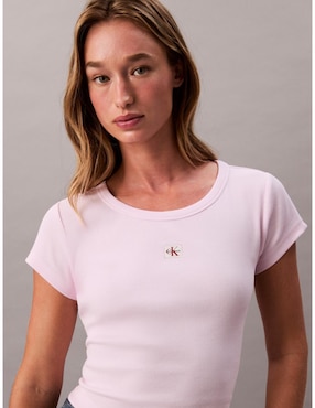 Playera manga corta Calvin Klein cuello redondo para mujer