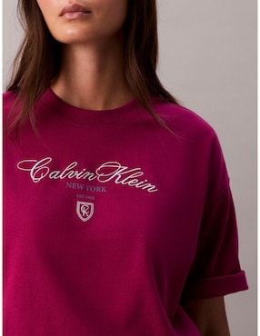 Playera manga al codo Calvin Klein cuello redondo para mujer