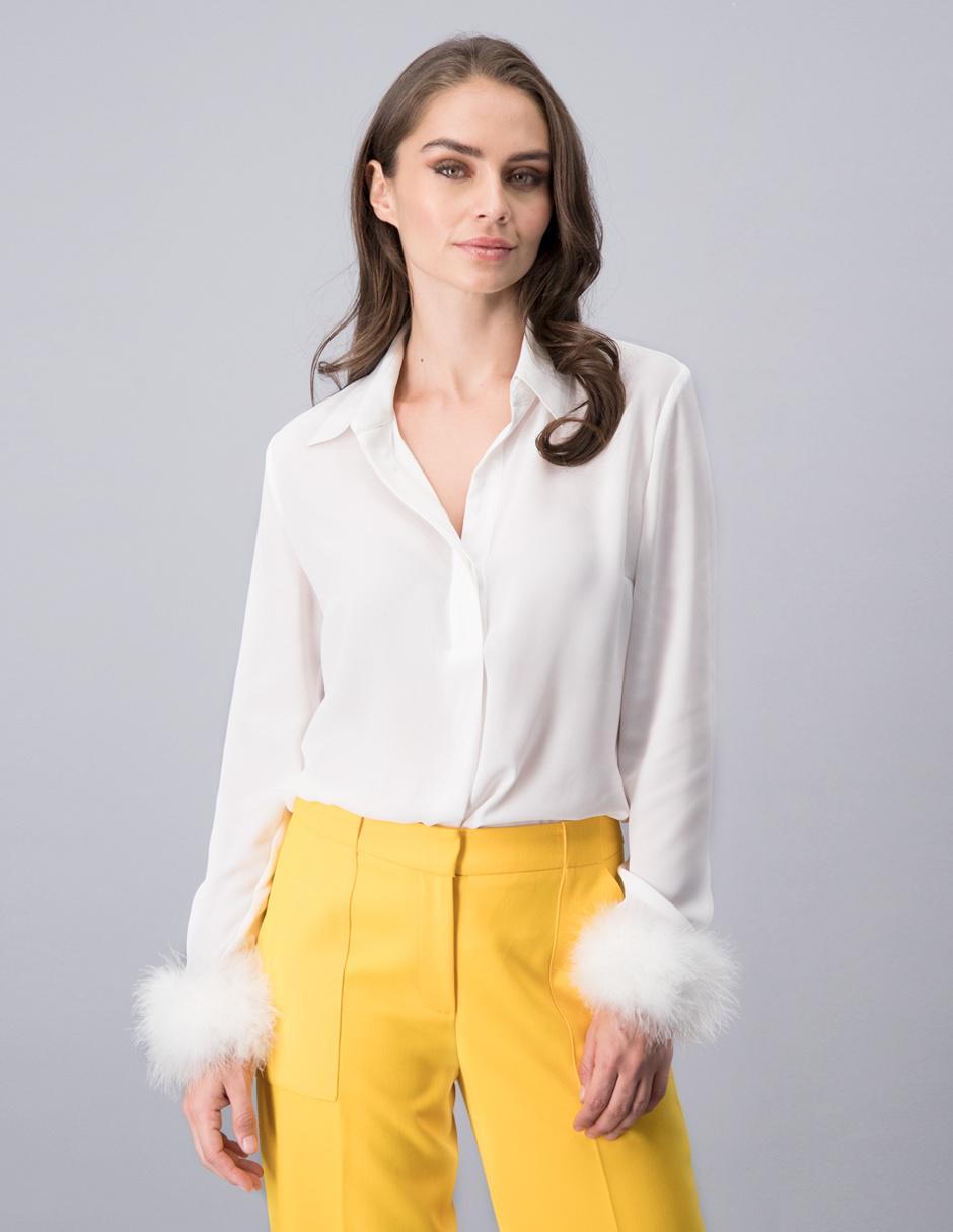 Blusa Martha Debayle by Ivonne con pelo sintético en Liverpool
