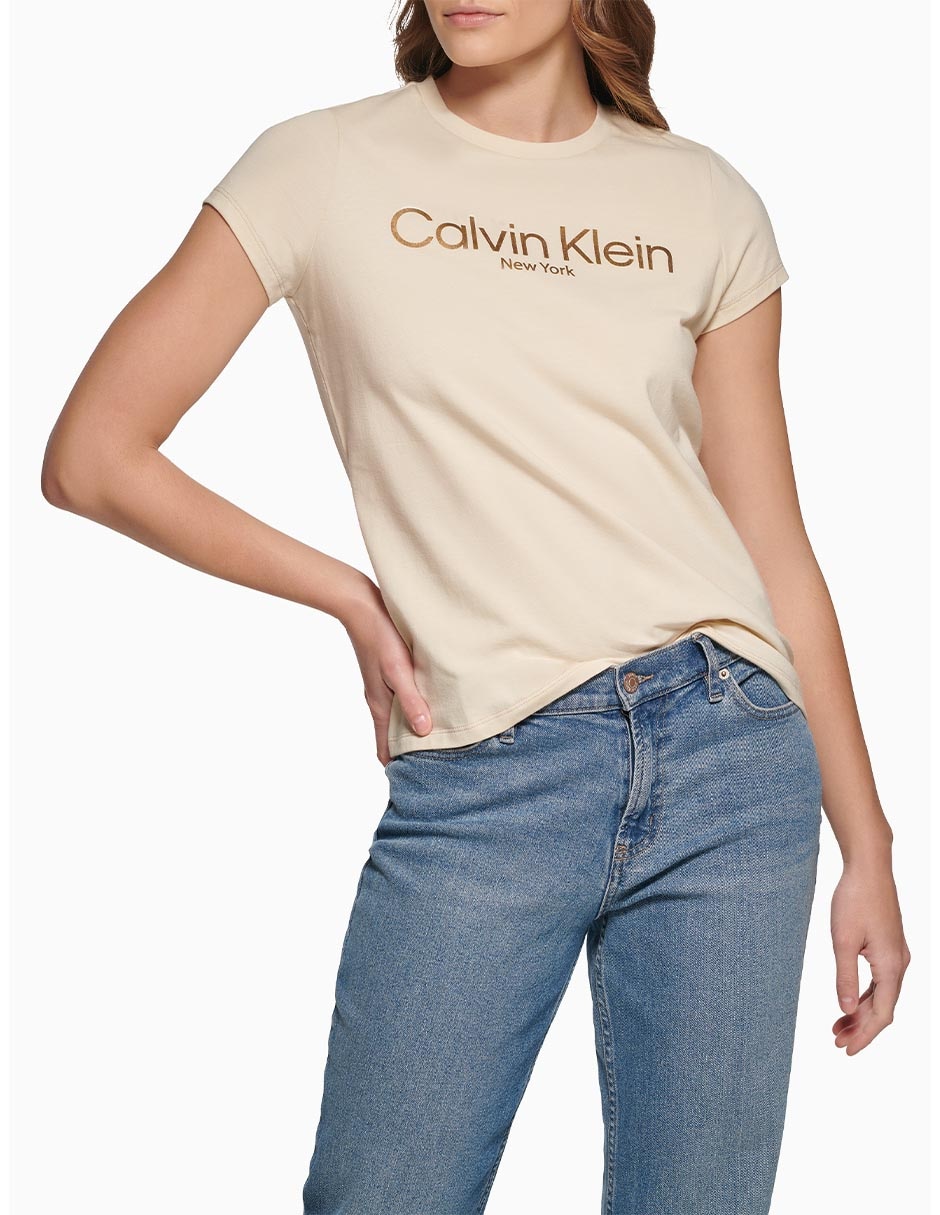 Playera Calvin Klein cuello redondo para mujer