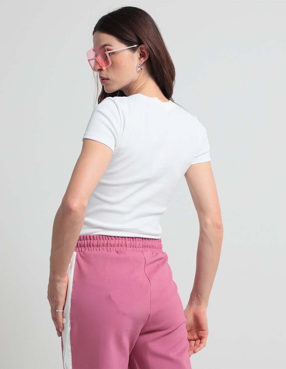 Playera manga corta cuello redondo para mujer 2