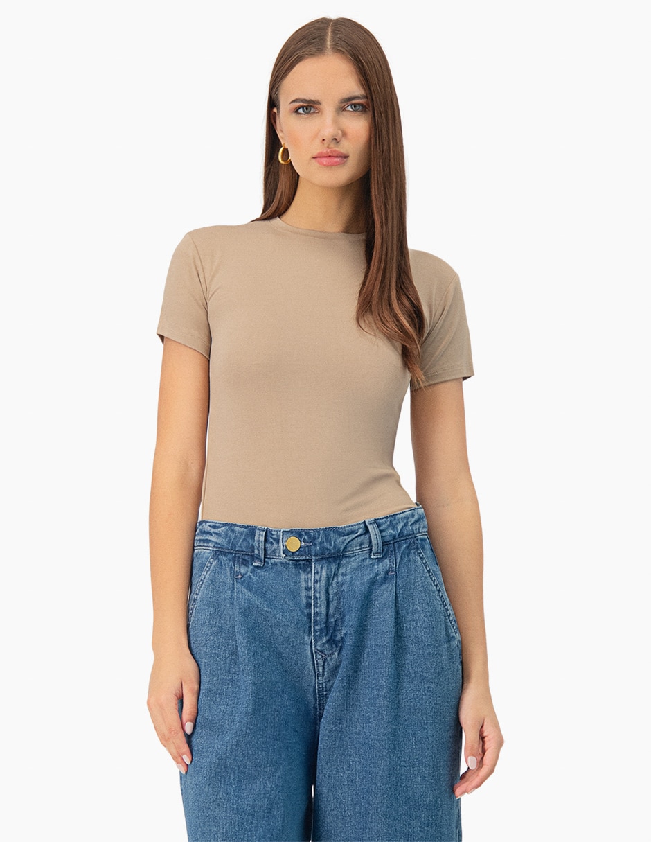 Playera manga corta cuello redondo para mujer