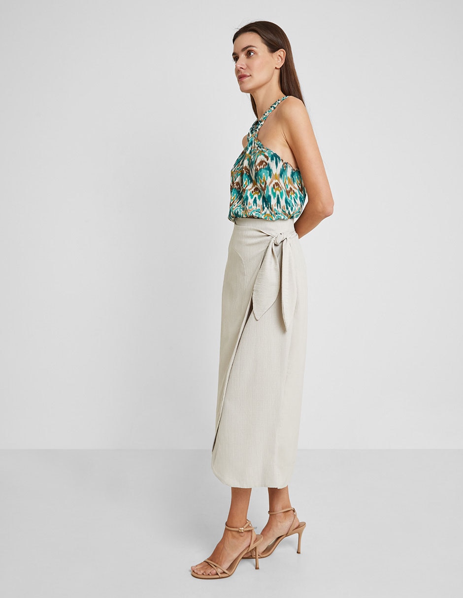 Falda crop a la cintura 4