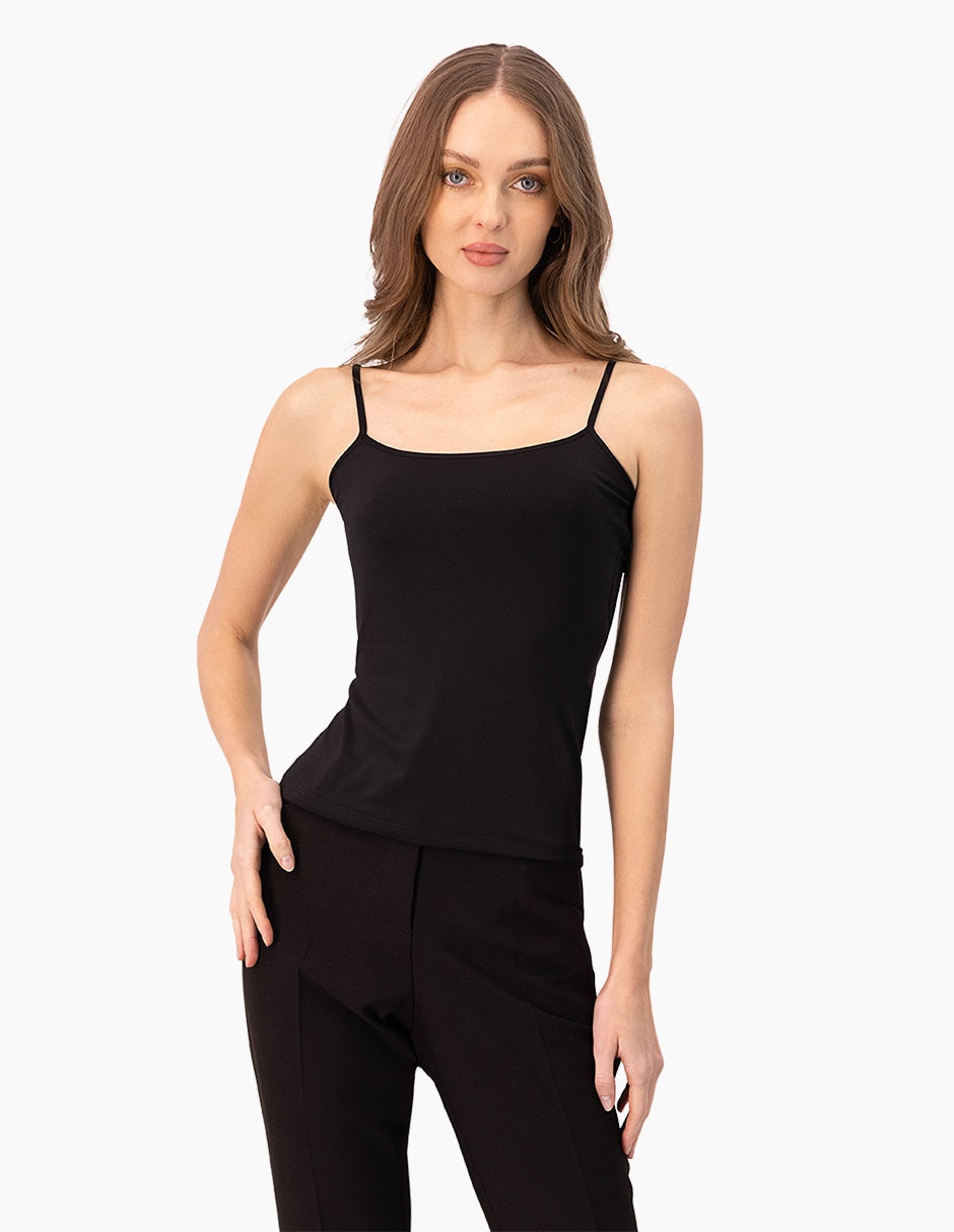 Top cuello redondo tirante clásico Top cuello redondo tirante clásico