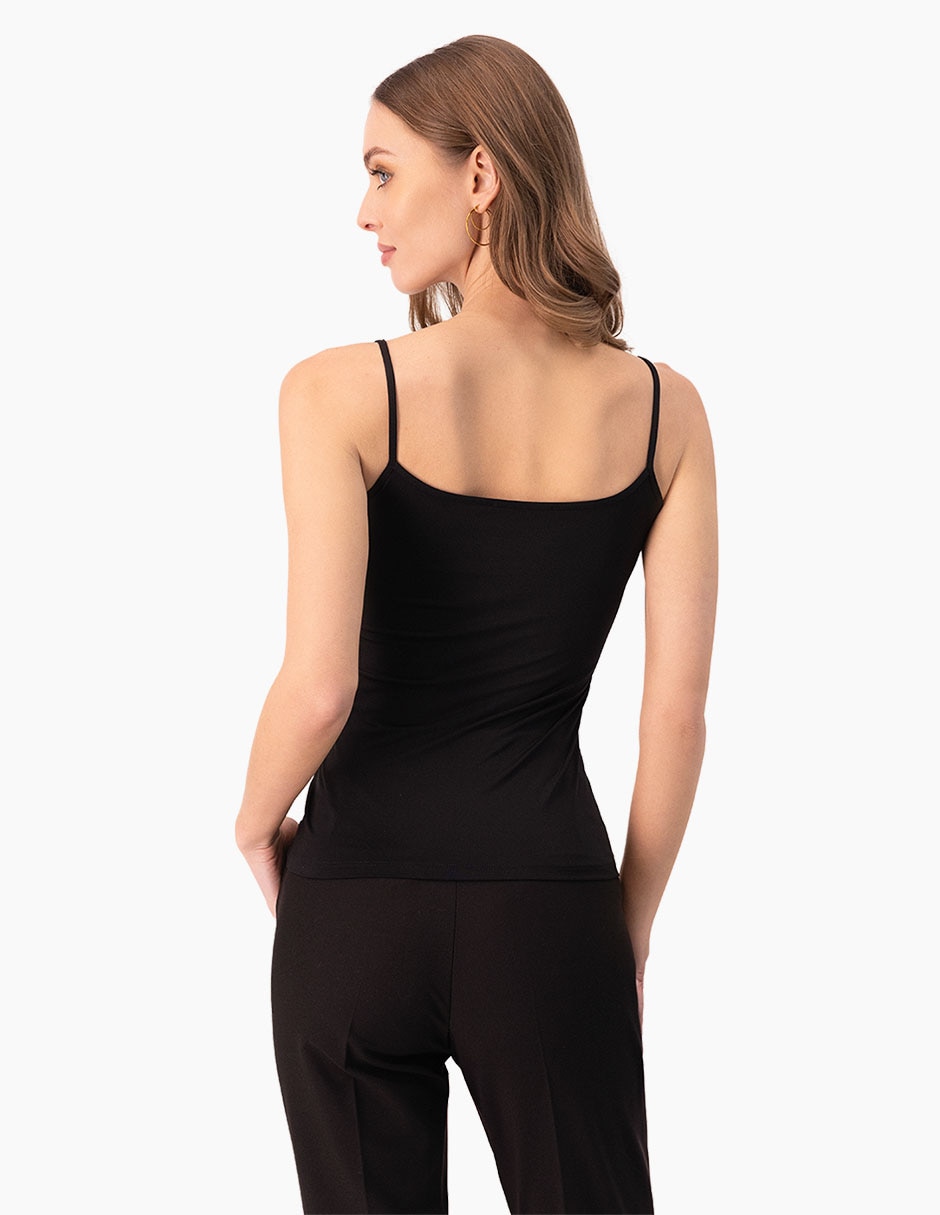 Top cuello redondo escote regular tirante clásico 2