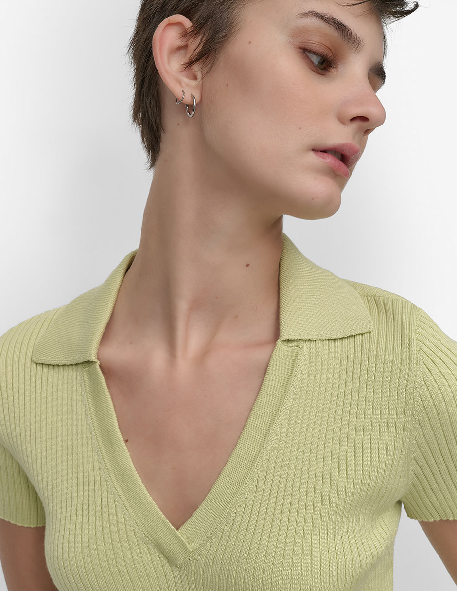 Playera tipo polo para mujer 2