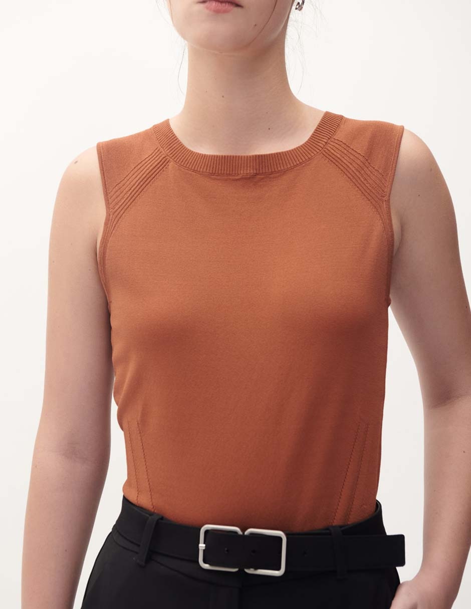 Top cuello redondo tirante ancho 4