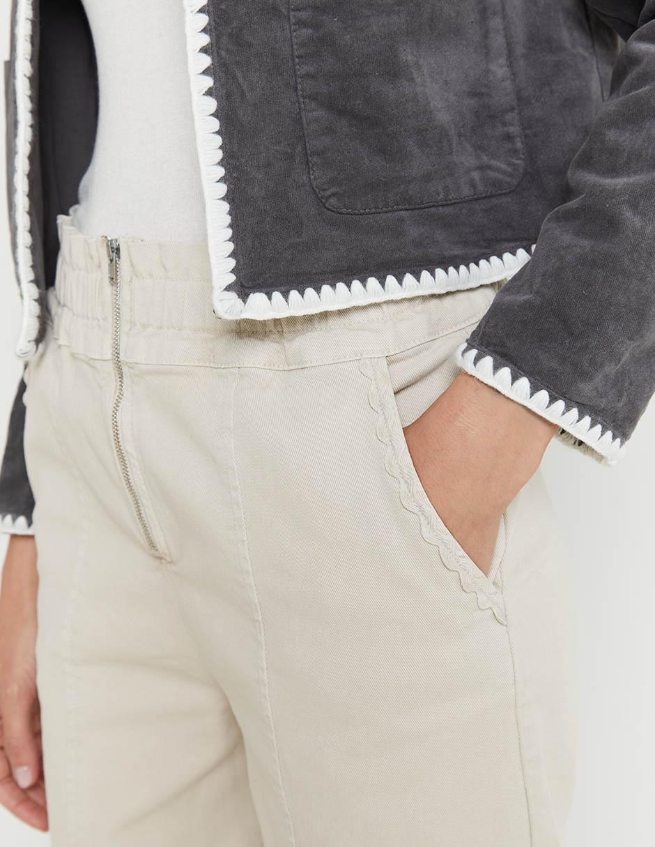 Pantalón capri straight para mujer 3
