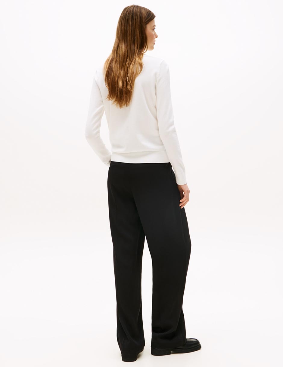 Suéter cuello ojal para mujer 5