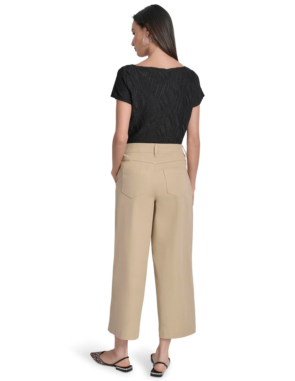 Pantalón capri amplio para mujer 6