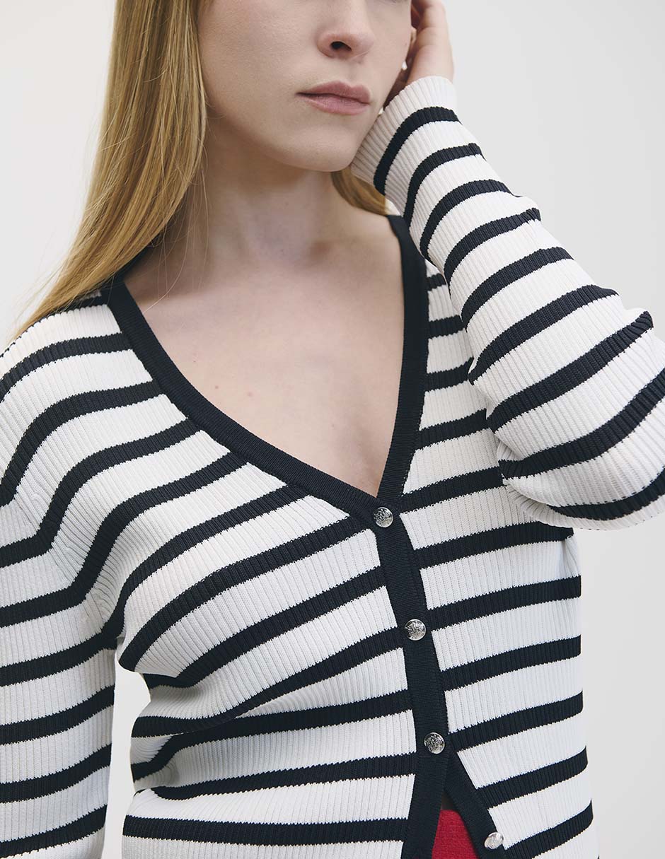 Suéter cuello V para mujer 4