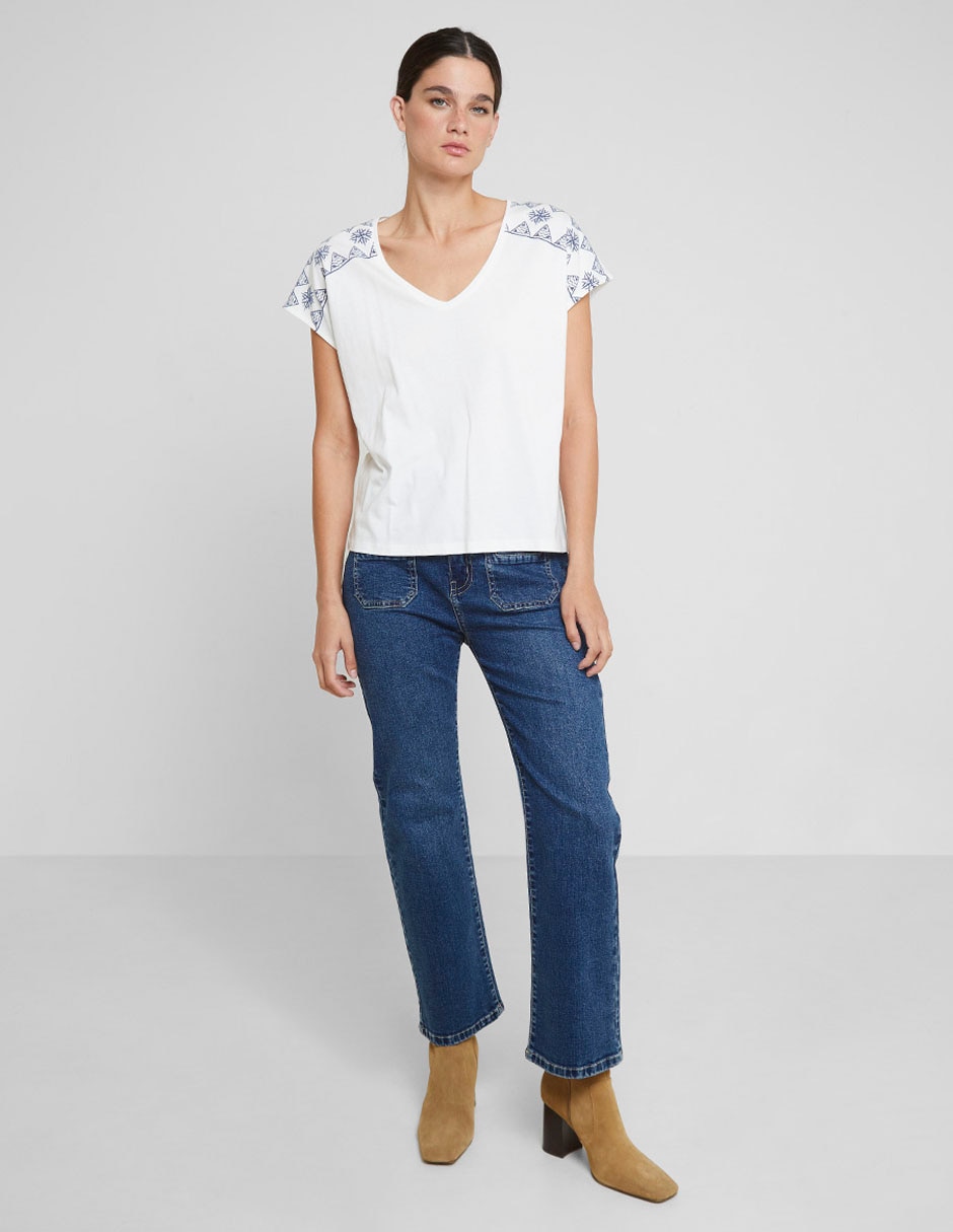 Playera manga corta cuello V para mujer 3