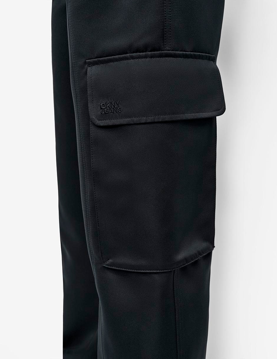 Pantalón cargo amplio para mujer 2