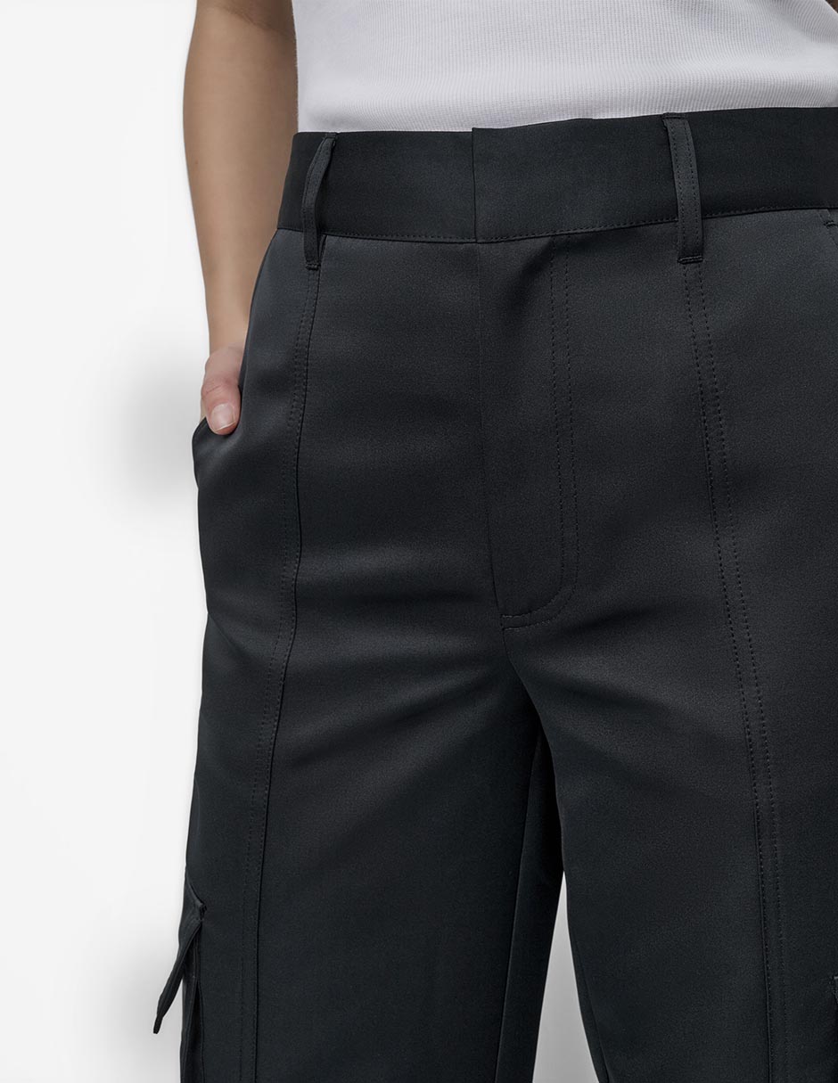 Pantalón cargo amplio para mujer 6