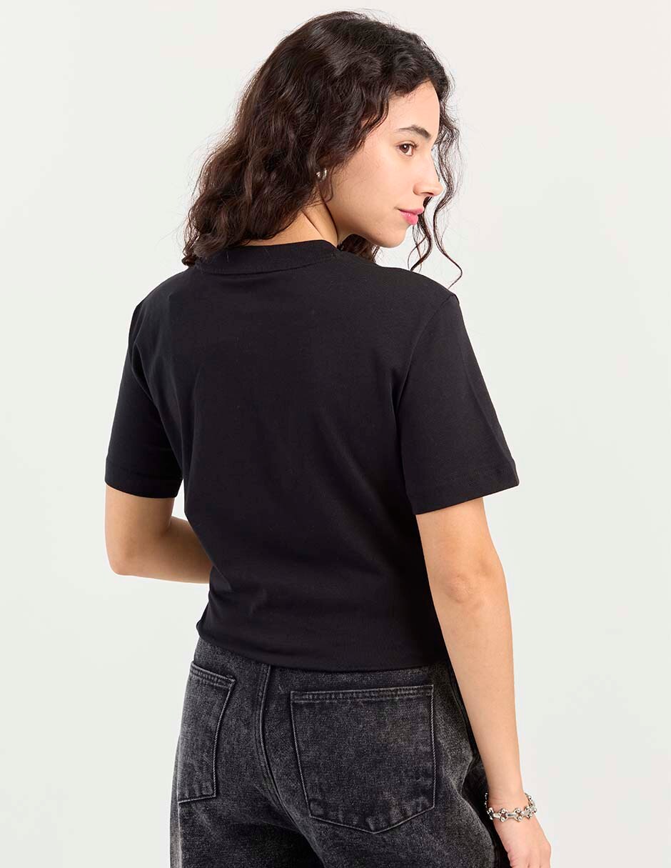 Playera manga corta cuello redondo para mujer 2