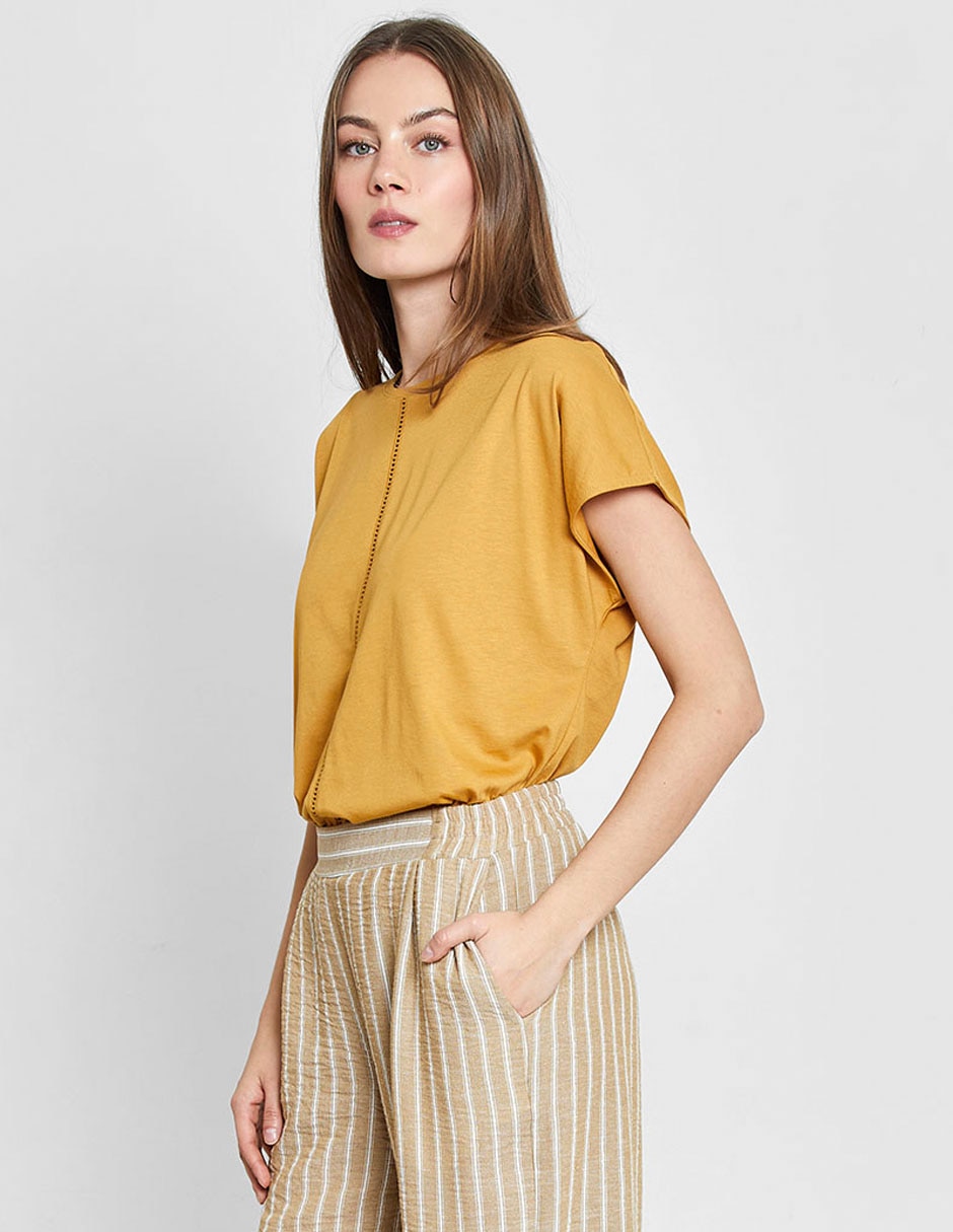 Playera manga corta cuello redondo para mujer 2