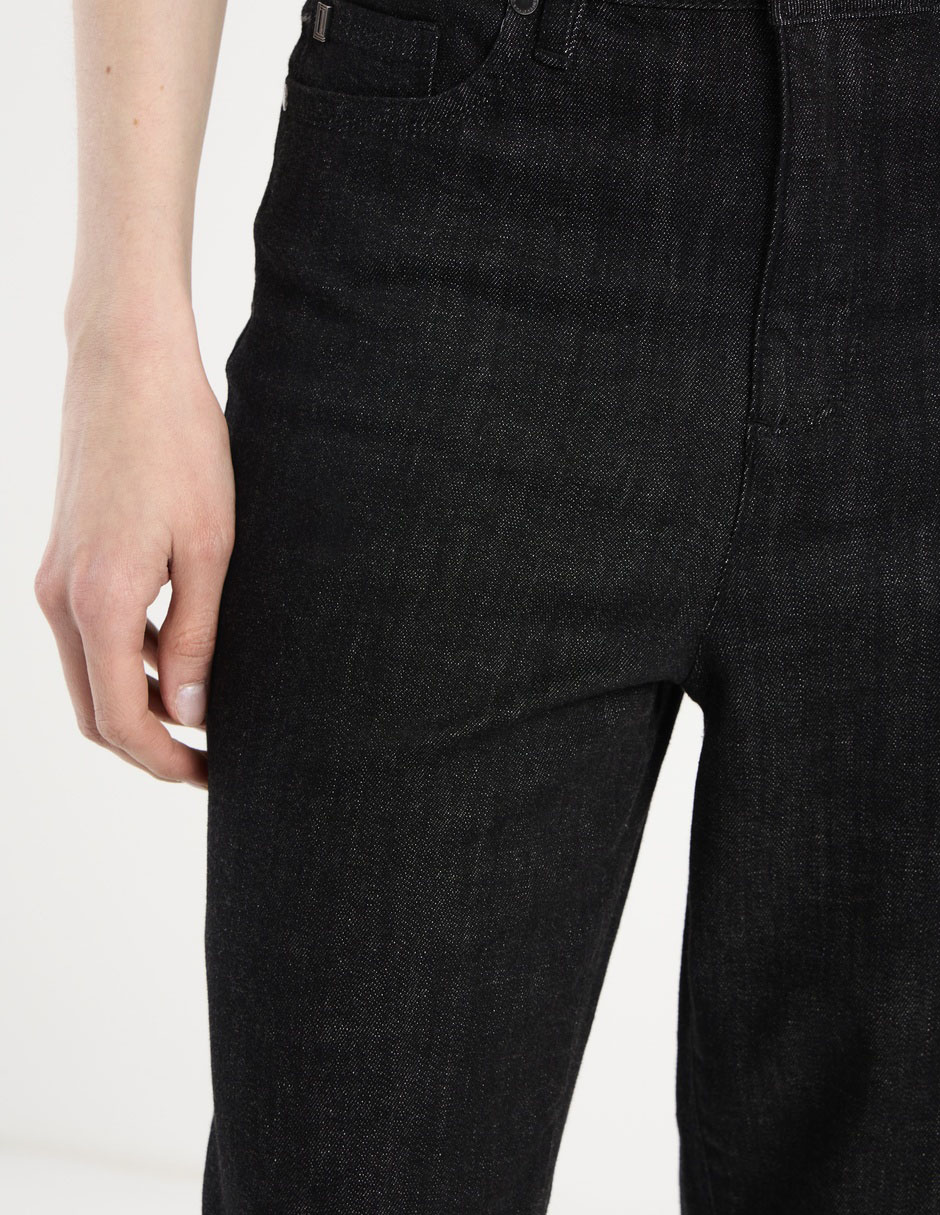 Jeans capri straight cintura media para mujer 5