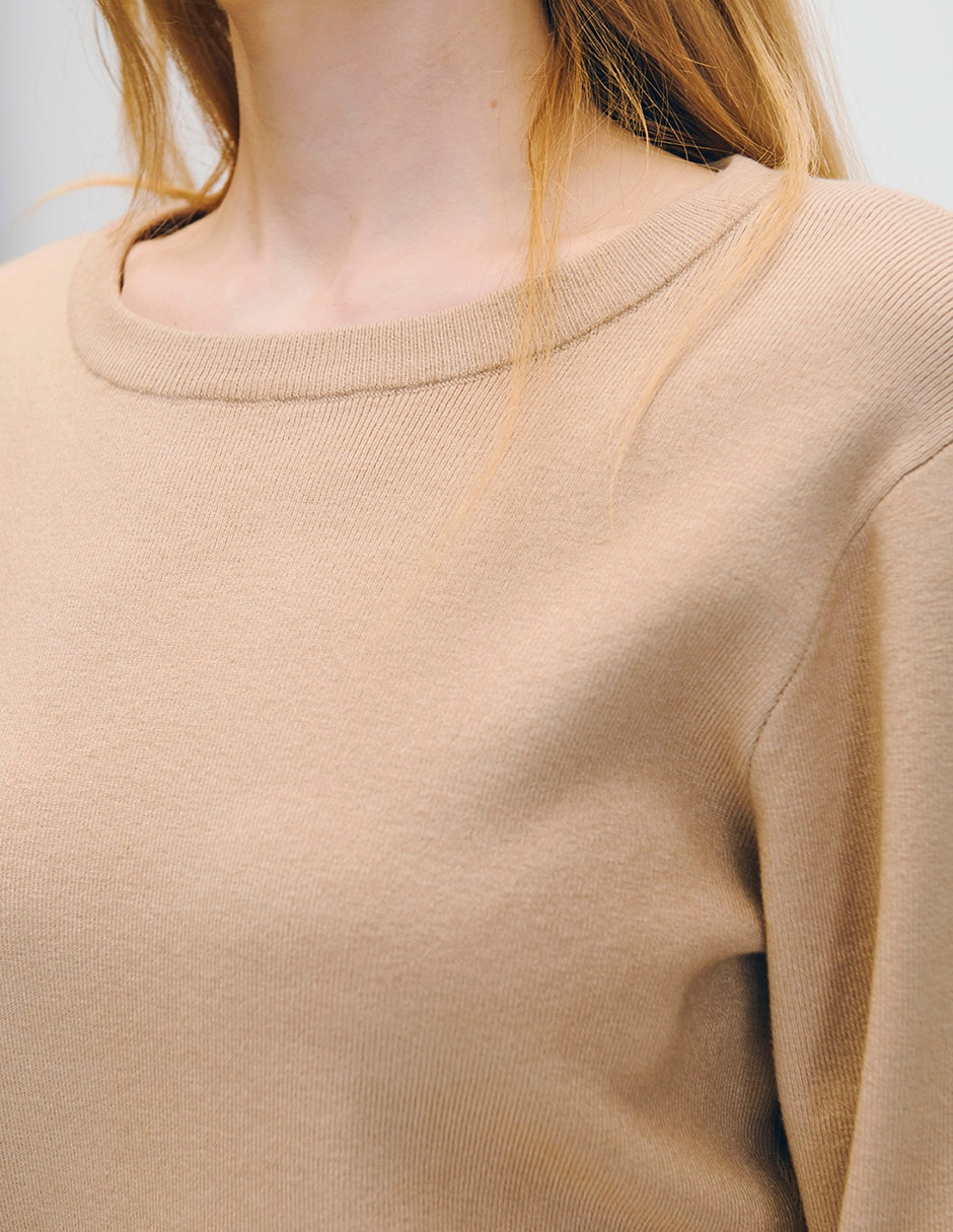 Suéter cuello redondo para mujer 4