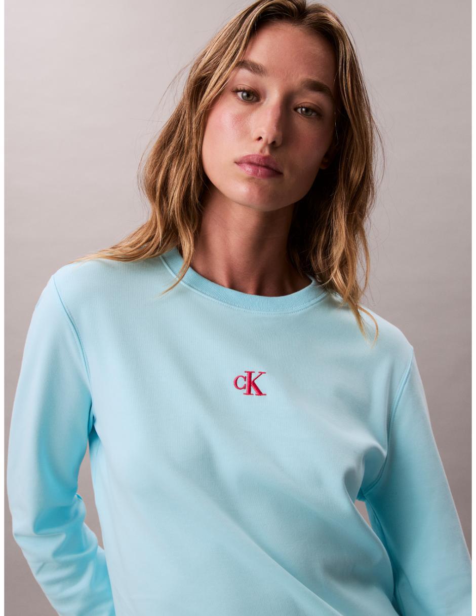 Playera manga larga cuello redondo para mujer 4