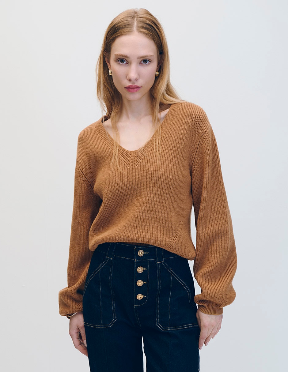 Suéter cuello con escote para mujer Suéter cuello con escote para mujer