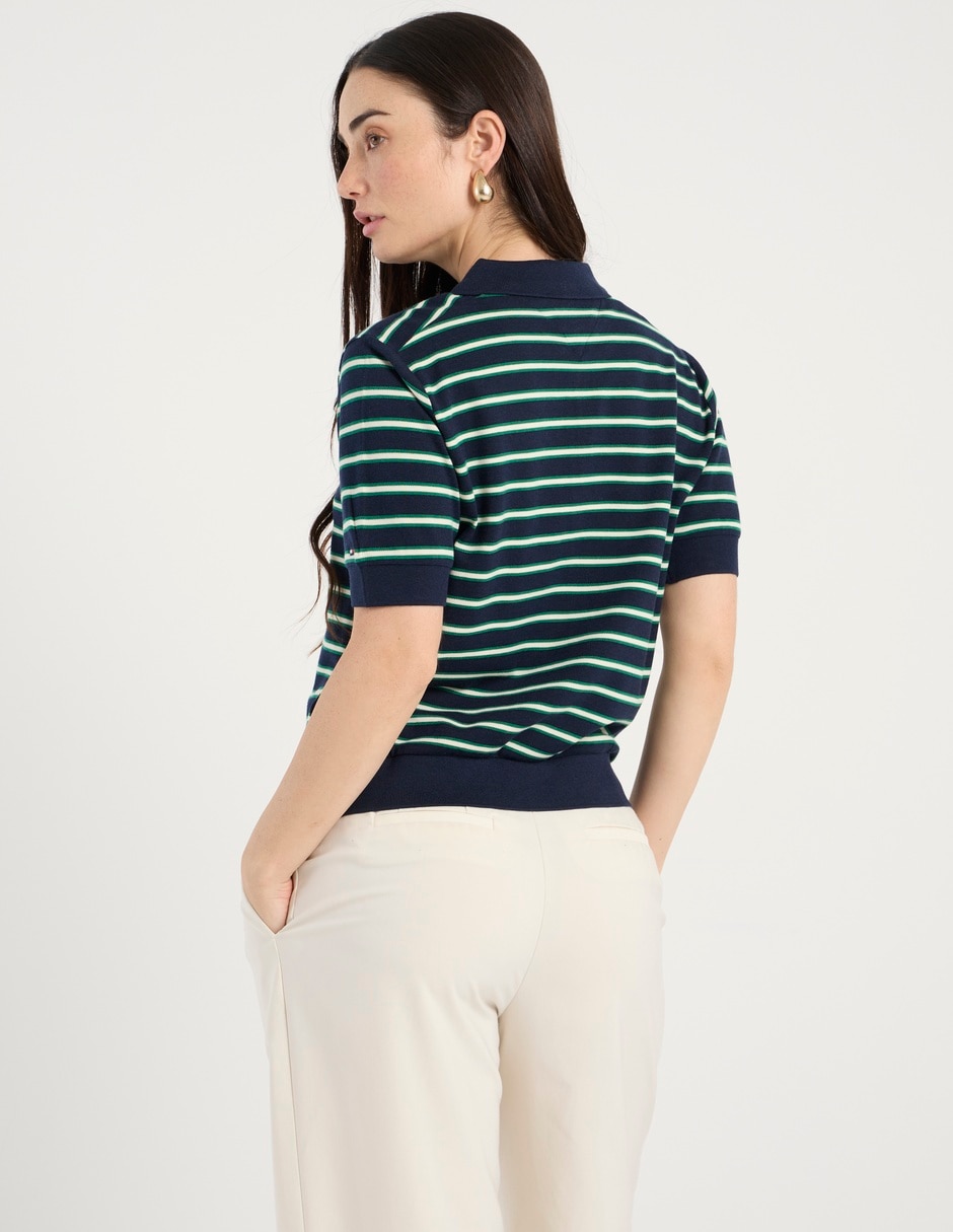 Playera tipo polo para mujer 6