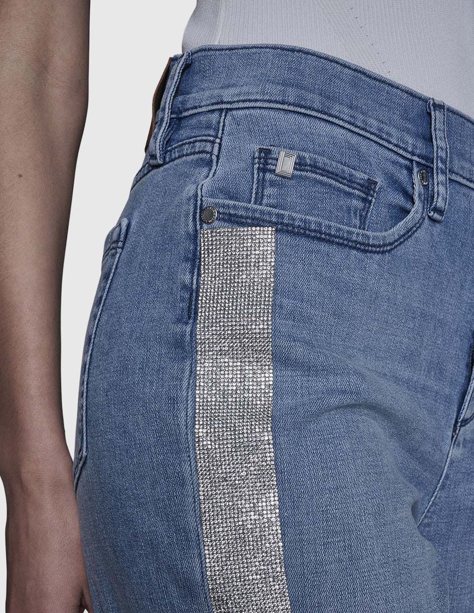 Jeans slim corte cintura para mujer 6