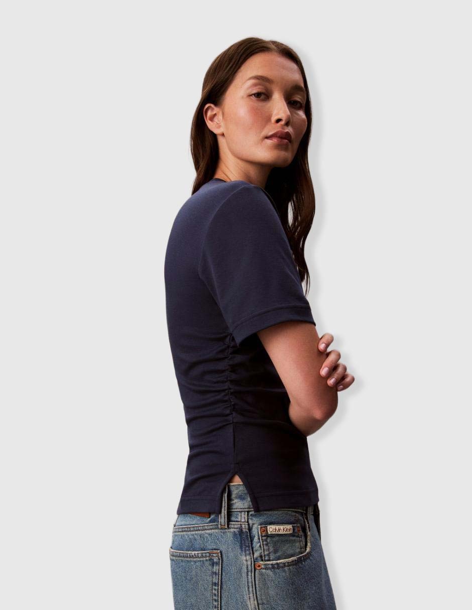 Playera manga corta cuello redondo para mujer 4
