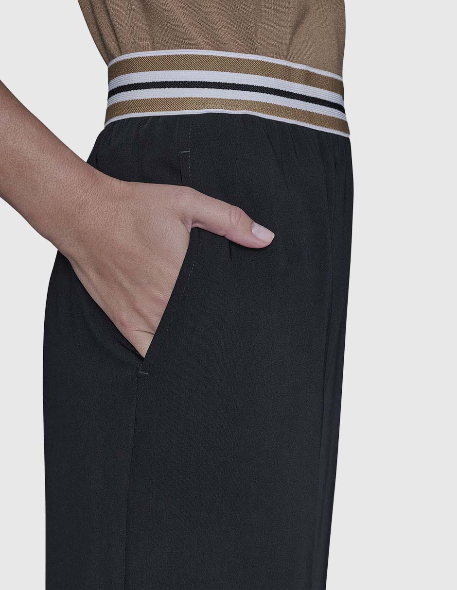 Pantalón amplio para mujer 6