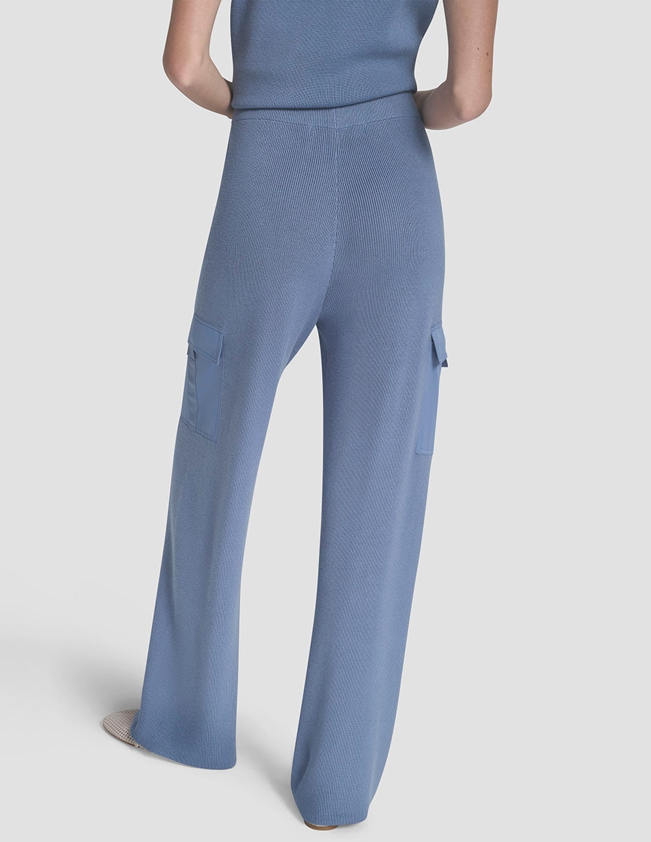 Pantalón cargo flare para mujer 3