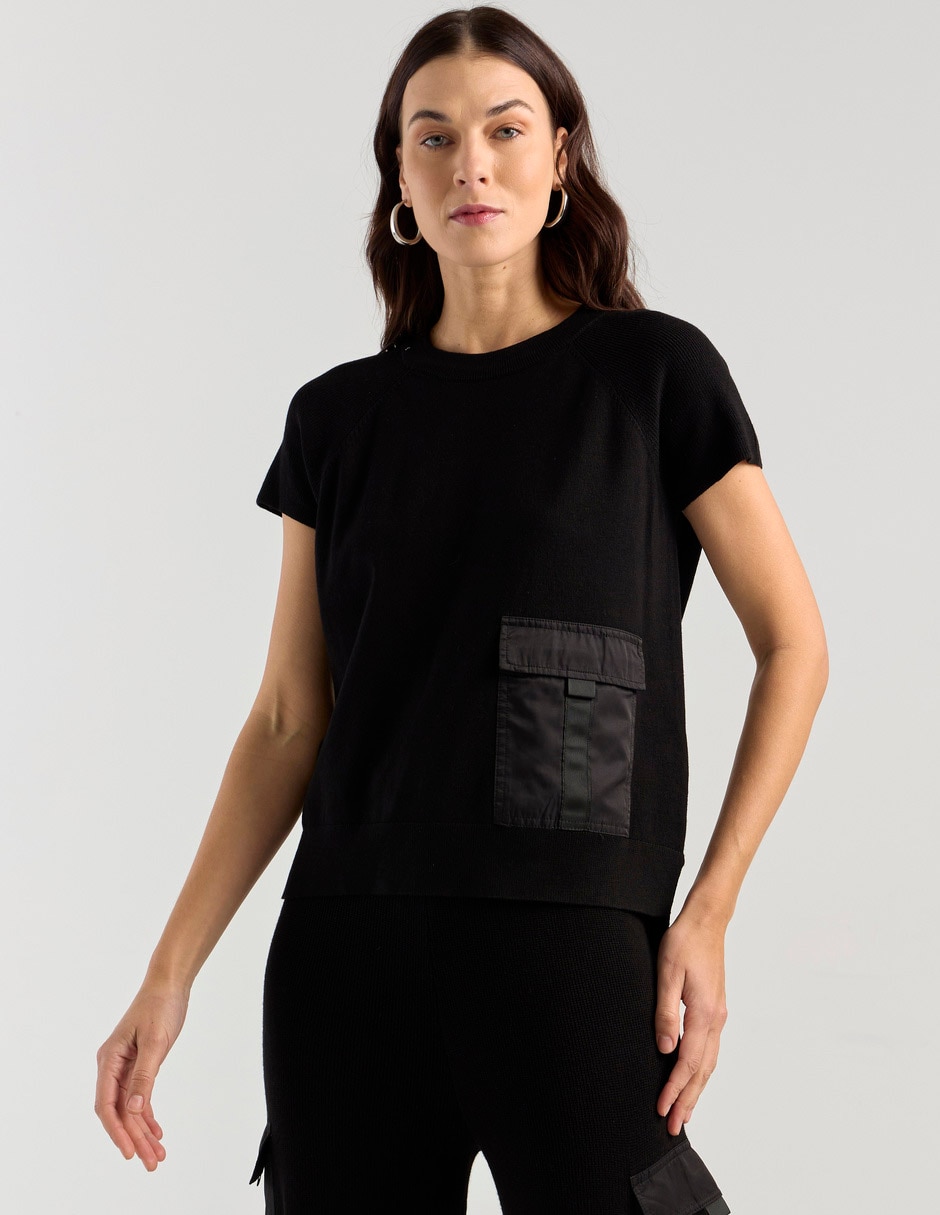 Playera manga corta cuello redondo para mujer