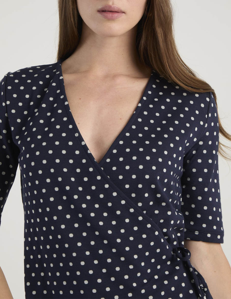 Blusa envolvente manga corta para mujer 4