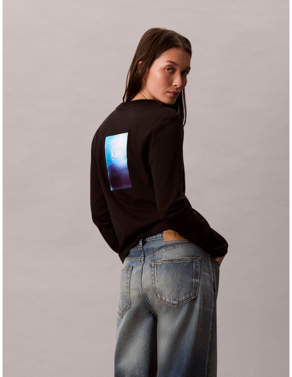 Playera manga larga cuello redondo para mujer 3