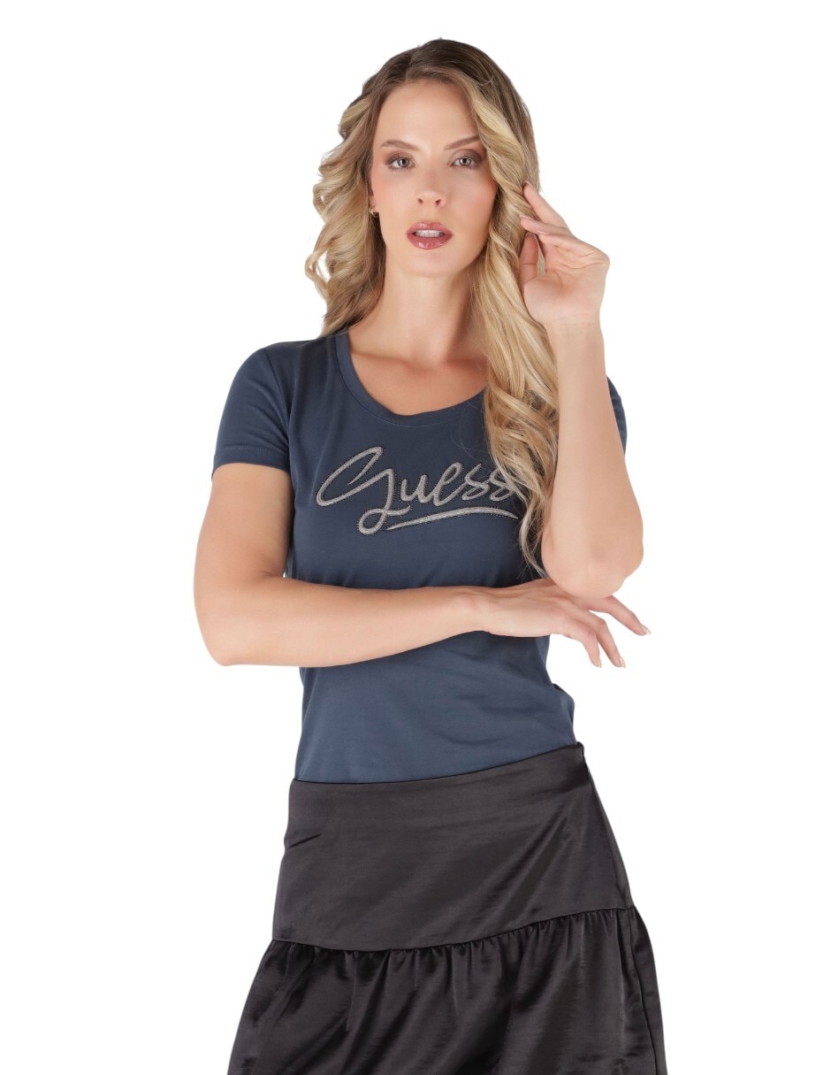 Playera manga corta cuello redondo para mujer