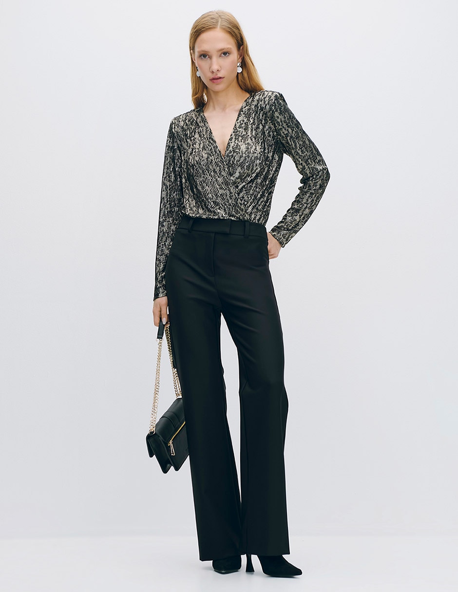 Pantalón acampanado para mujer 4