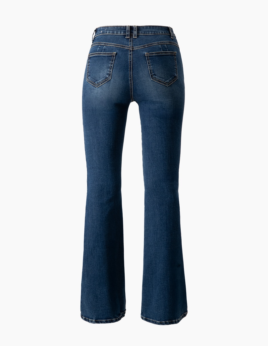 Jeans acampanado straight para mujer 7