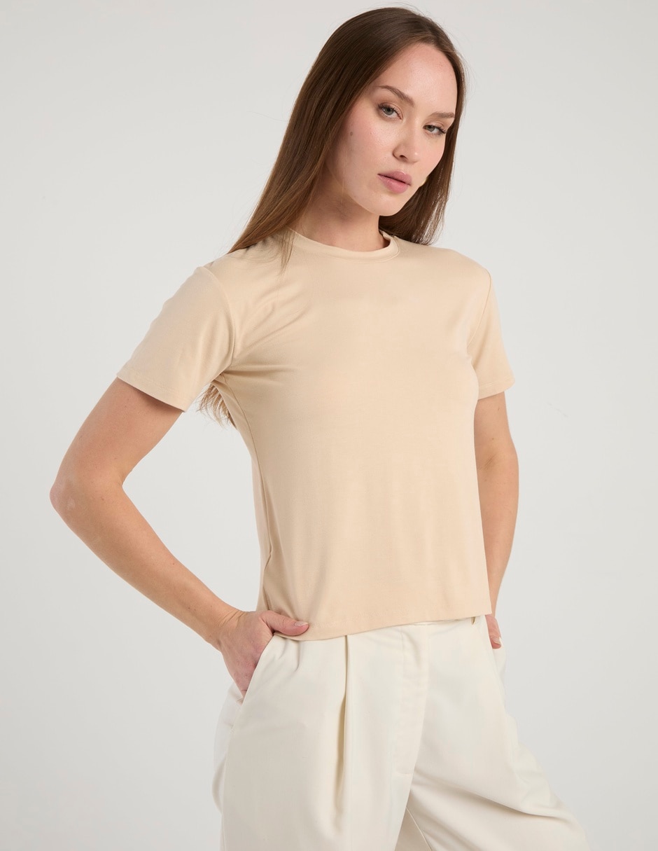 Playera manga corta cuello redondo para mujer
