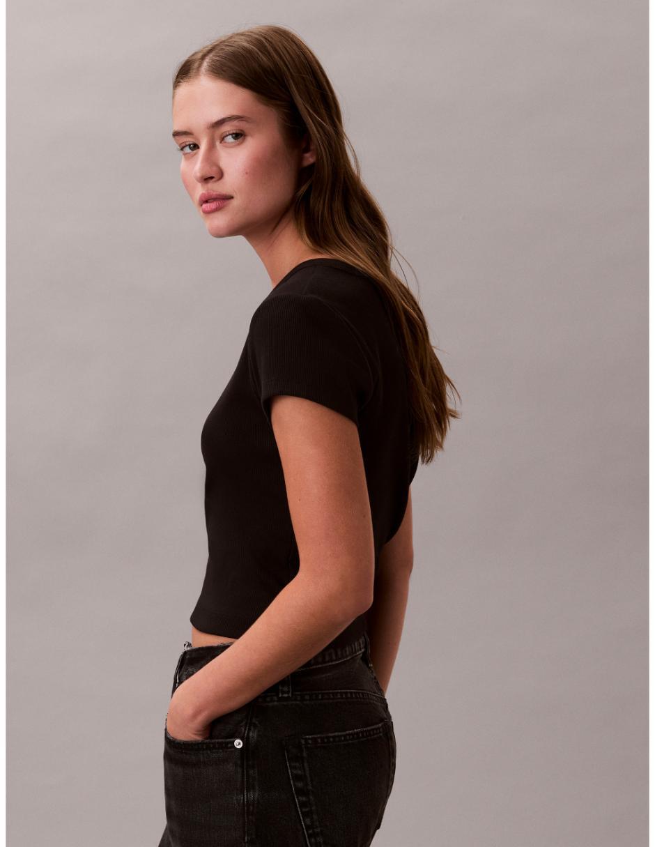 Playera manga corta cuello redondo para mujer 5