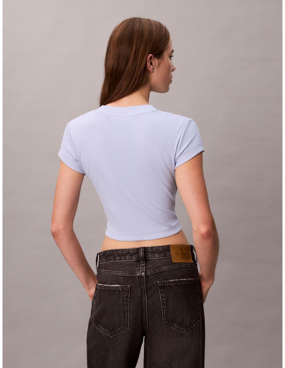 Playera manga corta cuello redondo para mujer 4