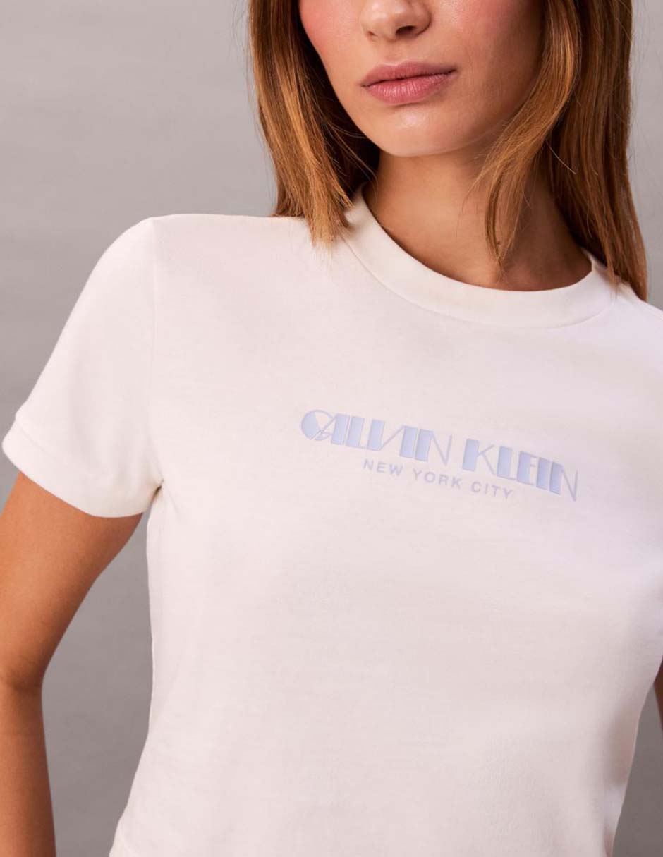 Playera manga corta cuello redondo para mujer 4