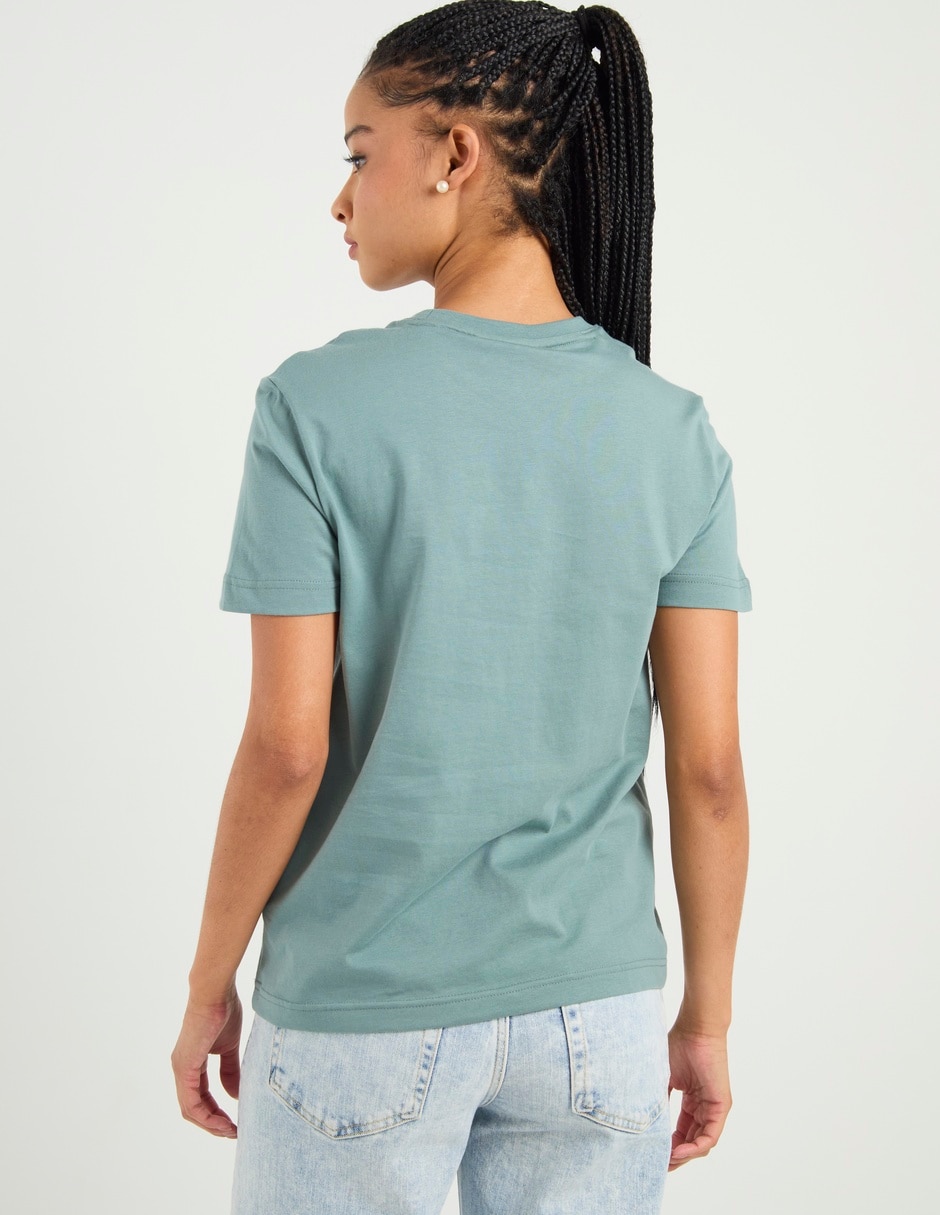 Playera manga corta cuello redondo para mujer 6
