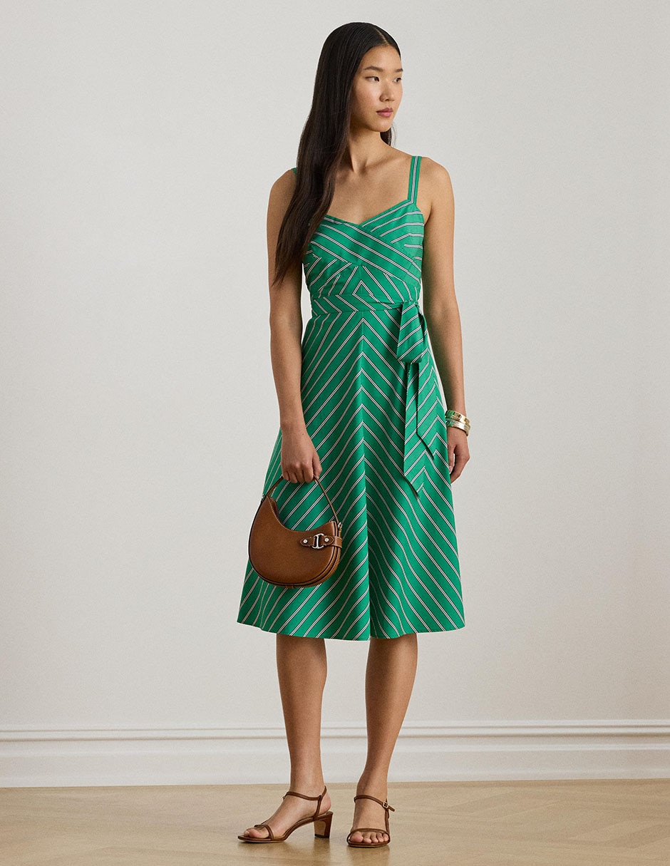 Vestido a la rodilla de fiesta escote v