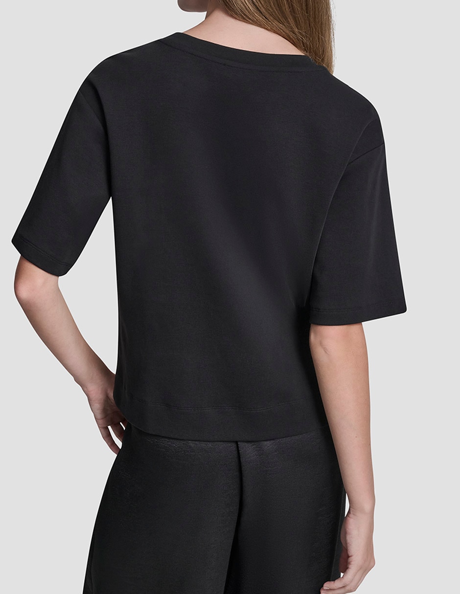 Playera manga corta cuello redondo para mujer 6