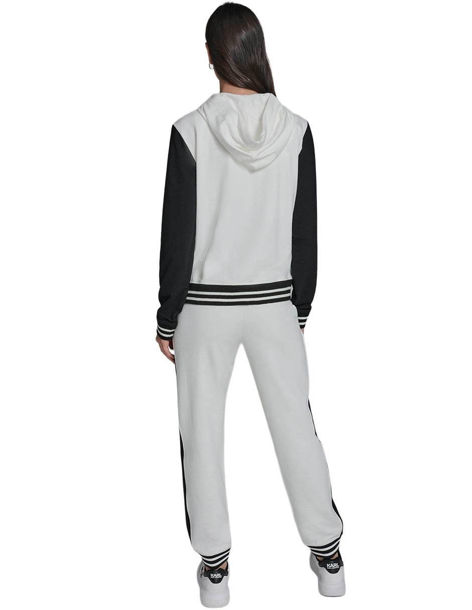 Sudadera con capucha y bolsa para mujer 6